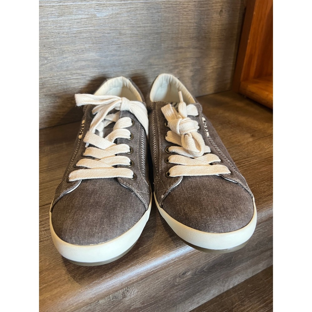 TAOS Star Sneaker Charcoal Wash Womens 8 Canvas Low Top Comfort Lace Up Shoes